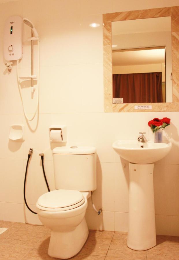 Sun Inns Meru Raya Ipoh Exteriör bild